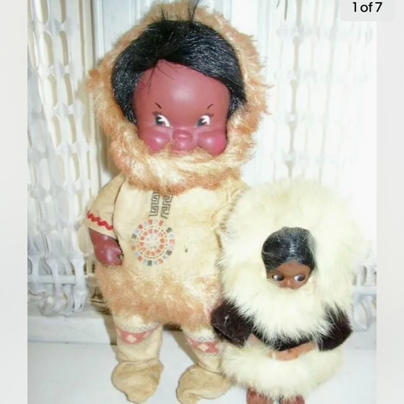 Vintage,  1960s Regal-Canada, Mother and Daughter Eskimo Dolls - Picture 1 of 8